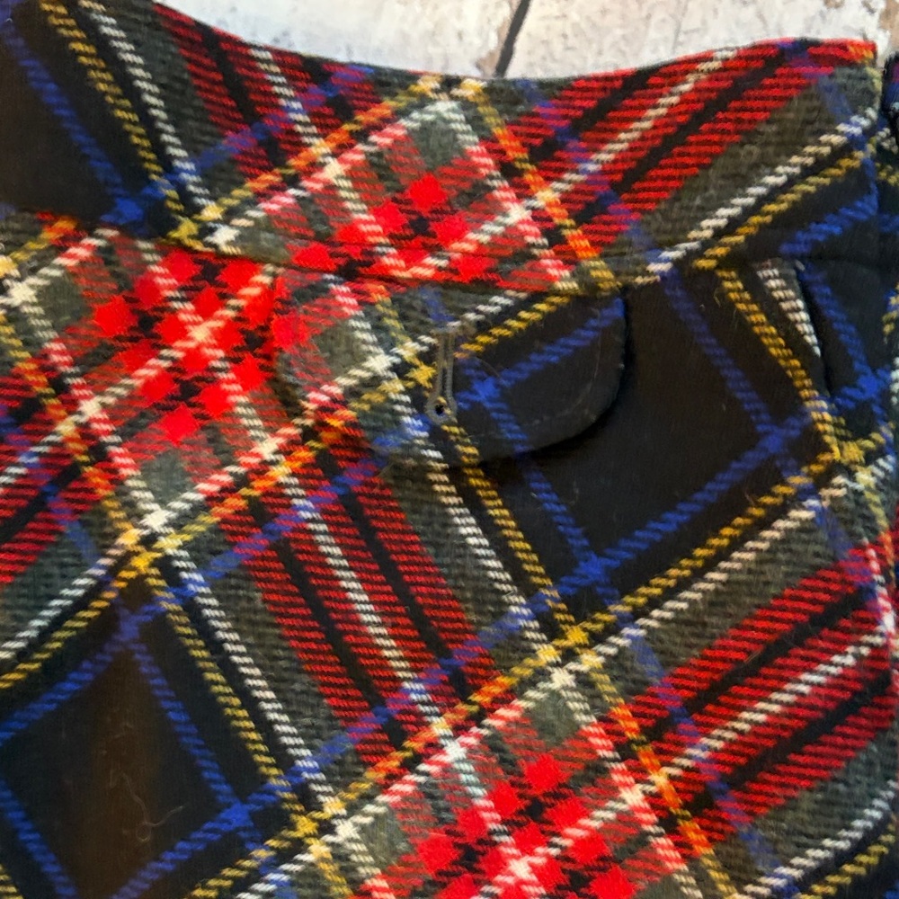 L.L. Bean Red and Black Plaid A-Line Skirt - Sz 10 - Picture 10 of 16